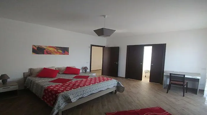 Aurelio Отель типа 